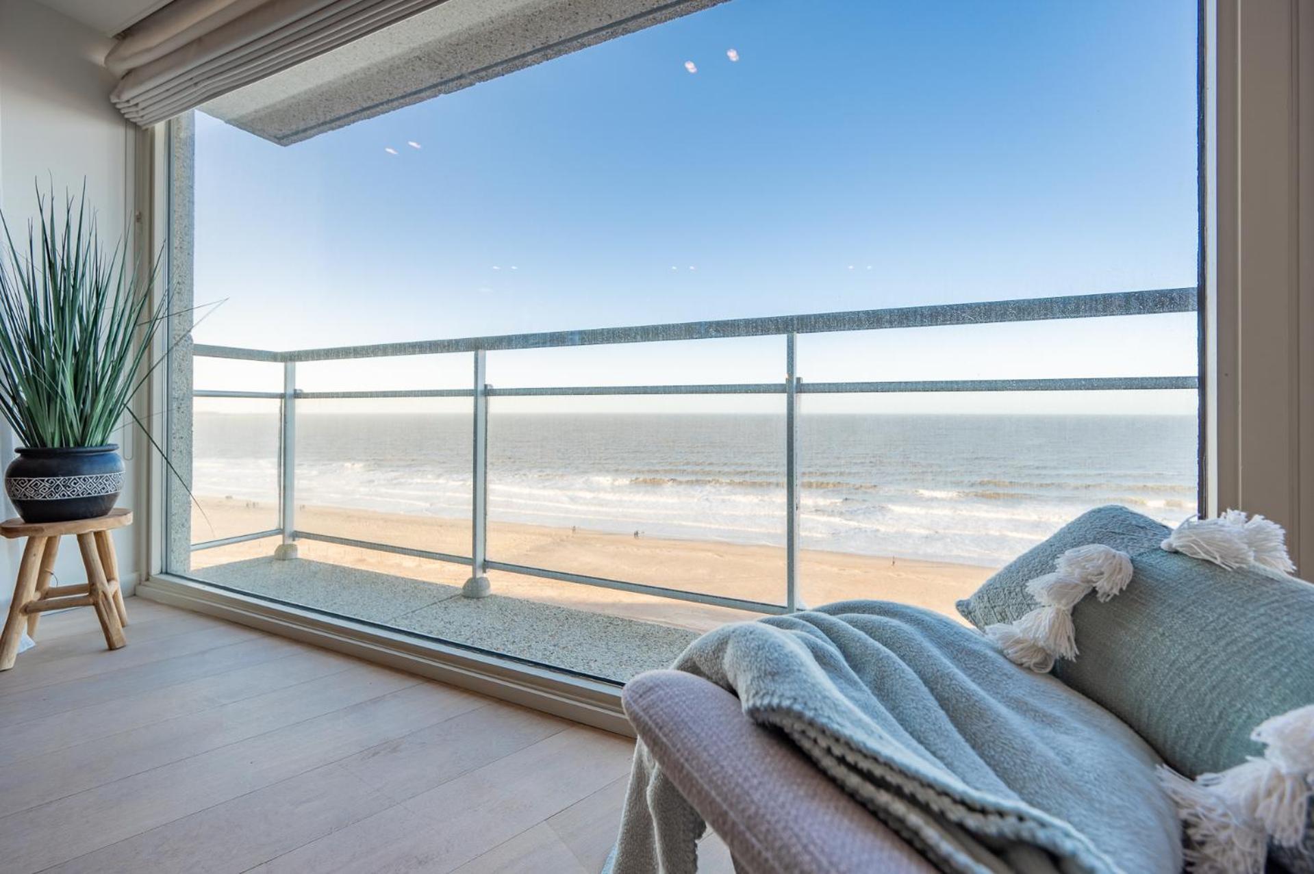 7E Verdiep Appartement Op De Zeedijk In Knokke Voor Max 6 Personen Kültér fotó