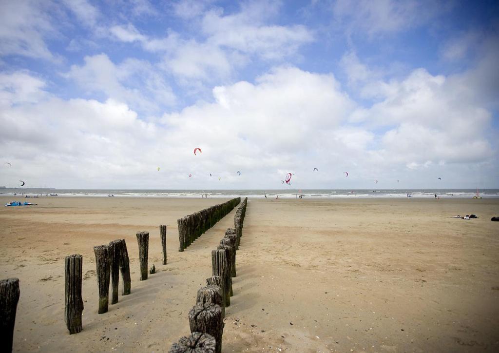 7E Verdiep Appartement Op De Zeedijk In Knokke Voor Max 6 Personen Kültér fotó
